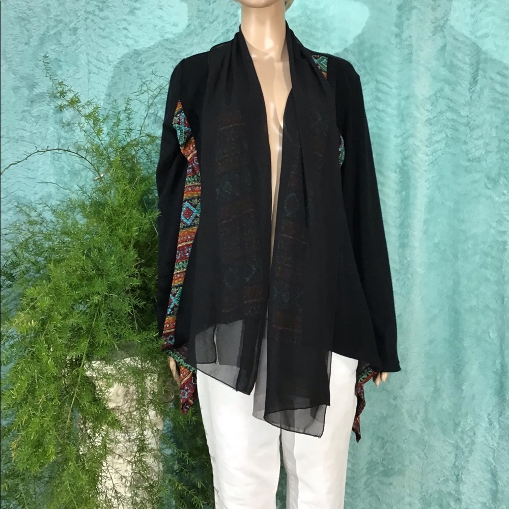 Dor Dor Women’s Sweater
